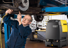 i.Comp 9 Tower T reciprocating compressor - perfect for automotive workshops.