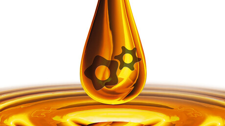 KAESER Know How blog post: The risks of compressor oil ageing and how to avoid them